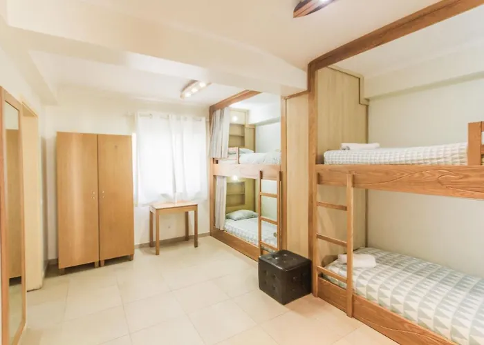 Hostel Peniche Surfcamp Baleal